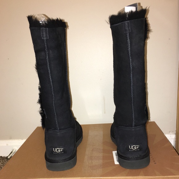 UGG Bailey Button Triplet Genuine Shearling Boot - Picture 5 of 8